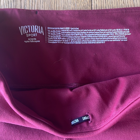 Victoria Sport / Red Legging with side pockets / size medium - Picture 4 of 6